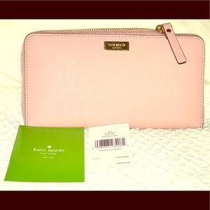 COPY - NWT Kate Spade Wallet light pink